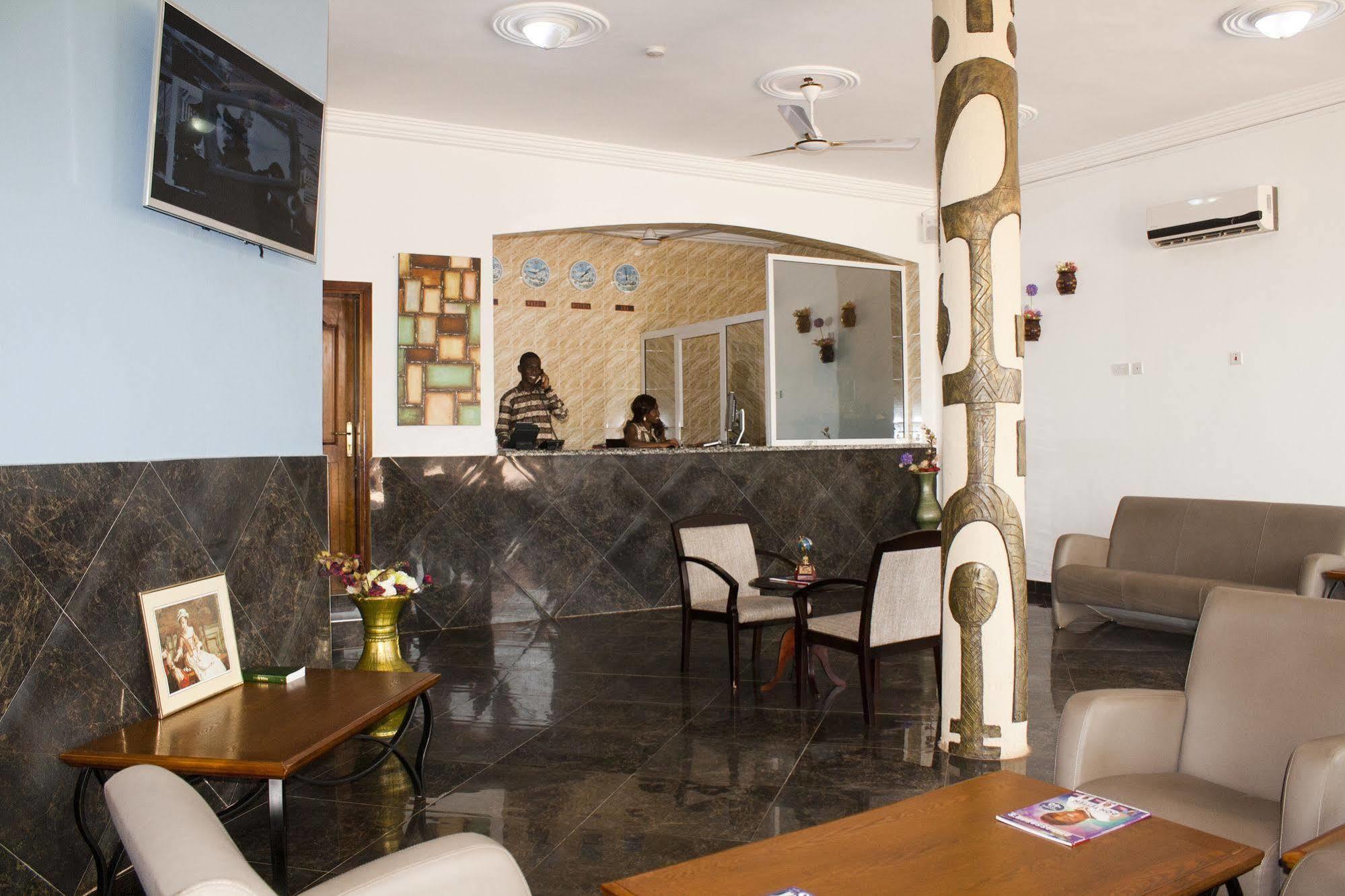 Grand Star Hotel North Legon Exterior photo